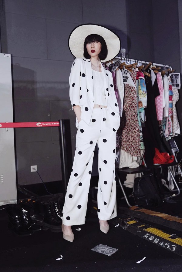 SOODYOOW欧丝蒂雅文女装品牌新品发布