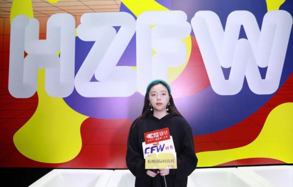 “不被左右”—唐卡2021SS FASHION SHOW