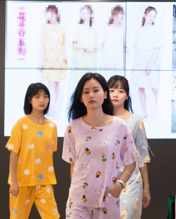 热烈祝贺都市新感觉“2021春夏家居订货会”圆满收官!