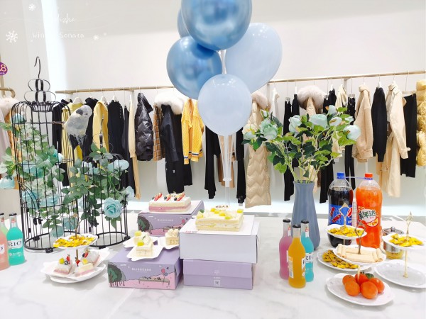 热烈祝贺艾丽哲女装重庆旗舰店开业!欢迎大家的光临!