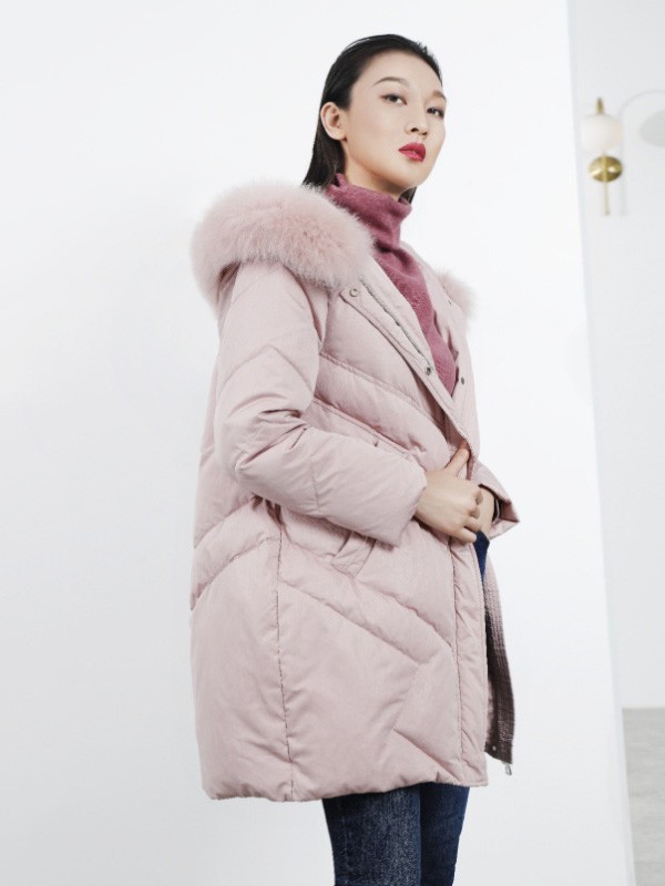 秋冬换季羽绒马甲不知道怎么穿?快来看看尼赫菲的穿搭小技巧吧