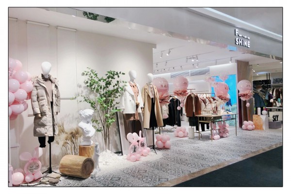 方示女装武汉武商广场新店盛大开业!