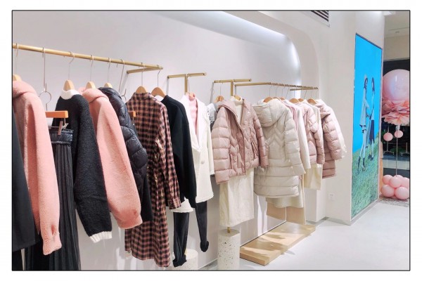 方示女装武汉武商广场新店盛大开业!