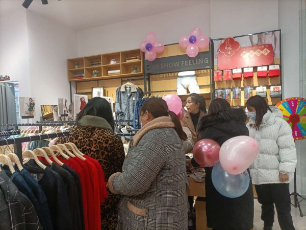热烈祝贺“都市新感觉”河南周口店,江西宜春店隆重开业!