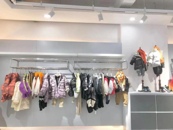 小鬼当家童装长赤新店开业 全场低至3.9折