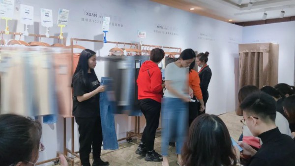 YERAD娅丽达2021绚·斑斓夏季新品发布会圆满收官