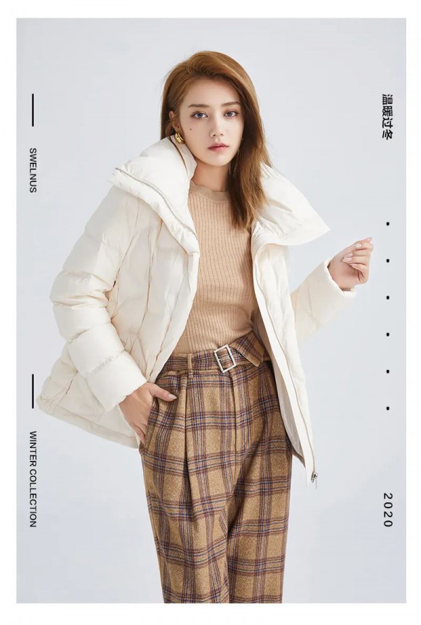 短款羽绒服下面配什么裤子 白色羽绒服怎么搭配