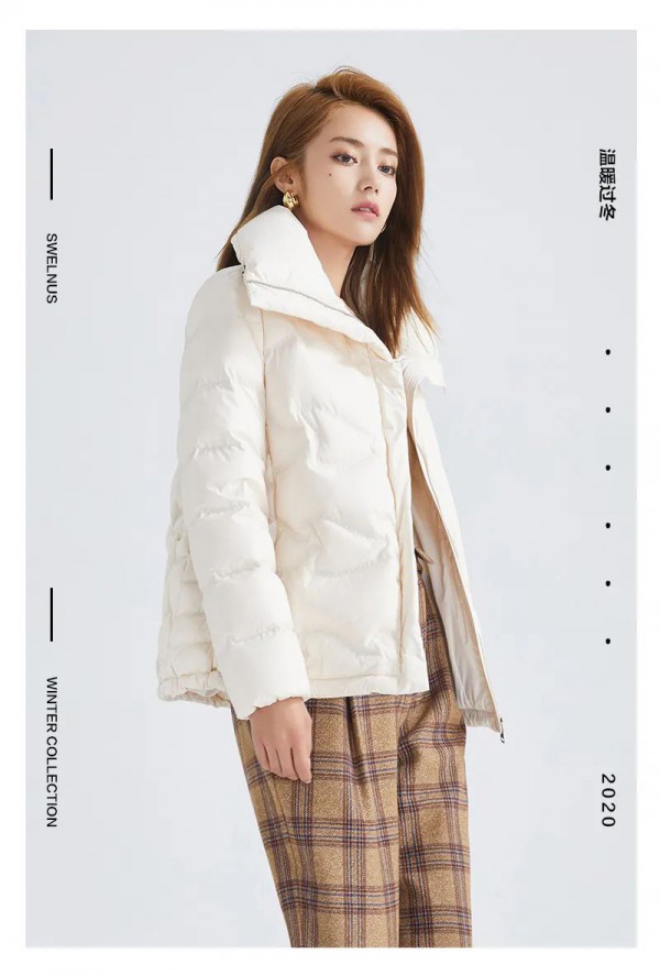 短款羽绒服下面配什么裤子 白色羽绒服怎么搭配