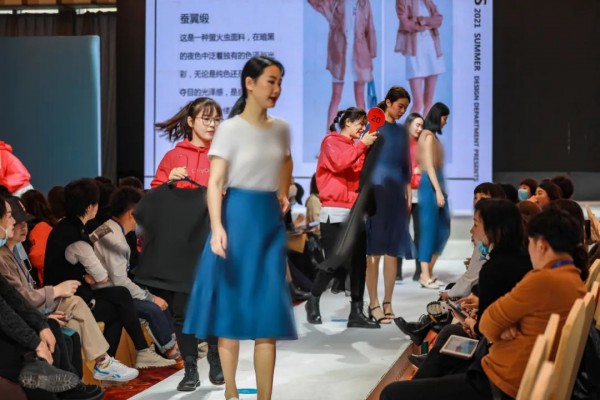 GUUIZS贵姿2021夏“幻醒”时尚新品发布会暨订货会圆满成功