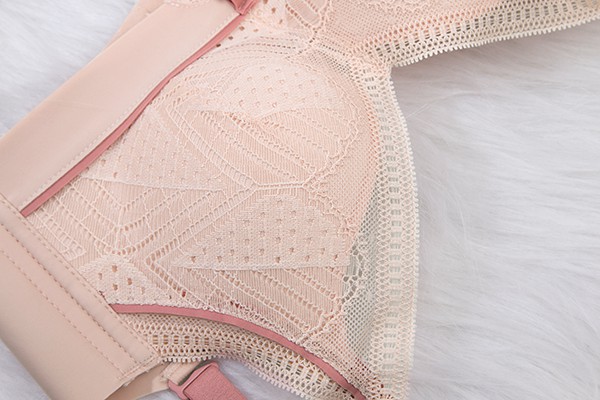 新品抢先看 |美到犯规 这几款宝藏内衣吸睛又高级!