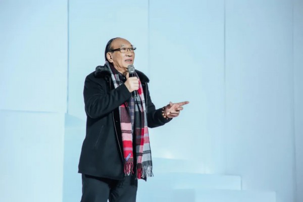 “秘境之旅” 你与美丽的神秘邂逅 ——“佳人苑” 2021年夏装新品发布会,表彰大会