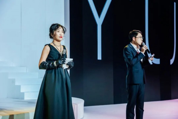 “秘境之旅” 你与美丽的神秘邂逅 ——“佳人苑” 2021年夏装新品发布会,表彰大会