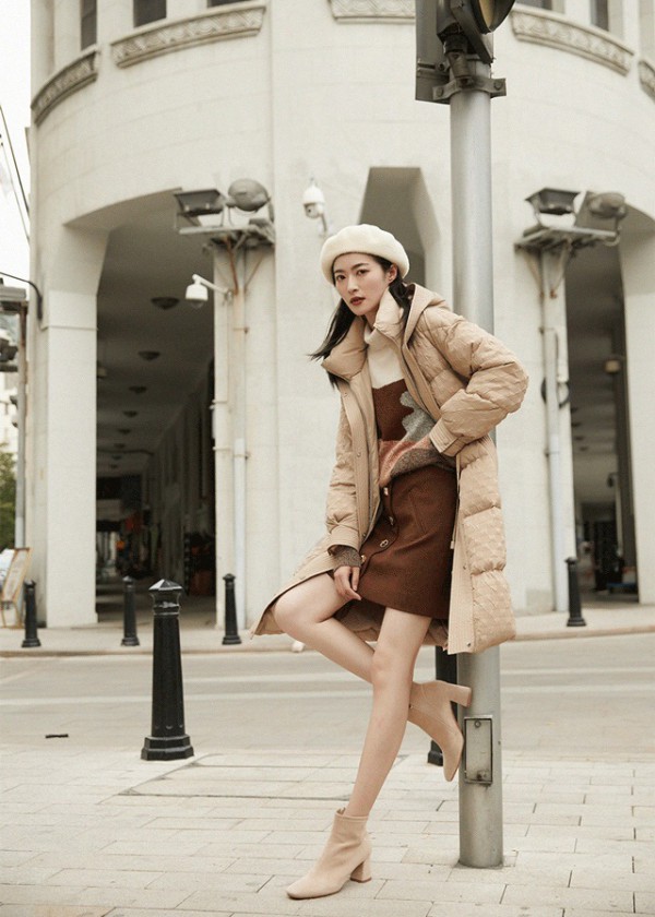 冬季针织衫什么颜色好搭 针织衫配什么下装