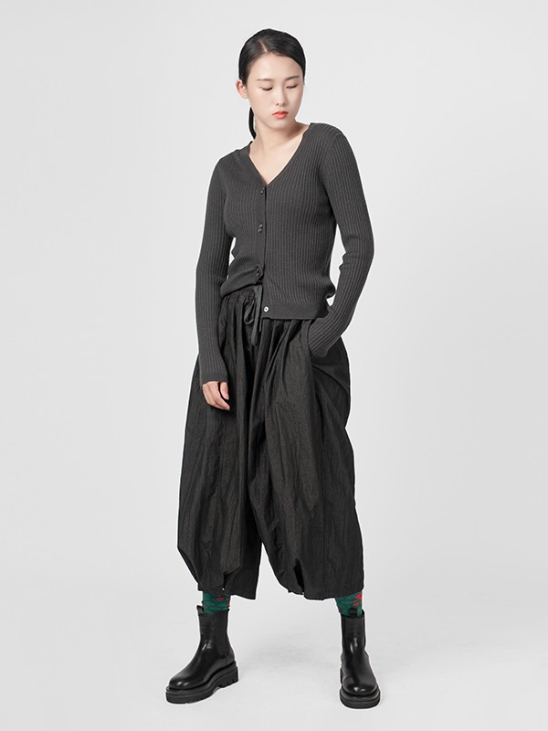 羽绒服里面搭配什么衣服最好看?氏伽教你这些内搭小秘密