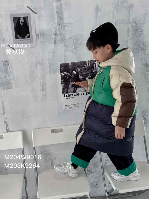 孩子们的冬装羽绒服怎么挑选？莫小汐时尚单品羽绒服上新