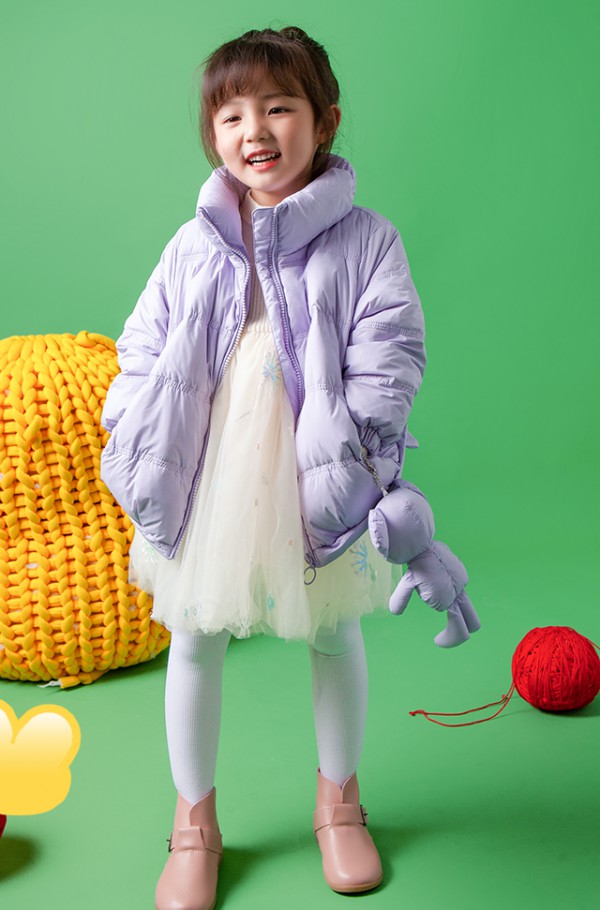 小孩子的轻薄羽绒服选什么牌子 笛牧童装软乎乎超舒适