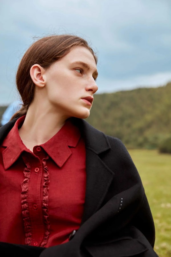 YARCH雅趋品牌女装玩转穿衣艺术 探索无界限的美