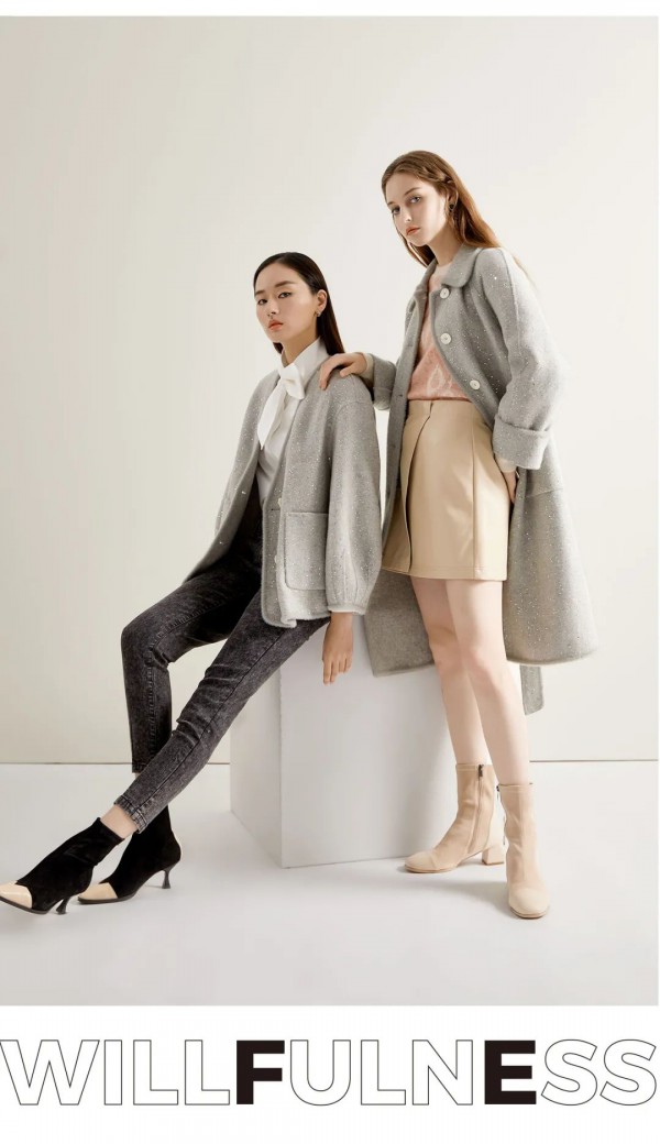 年底聚会同学会怎么穿 LEISURE女装C位出道年末穿搭术