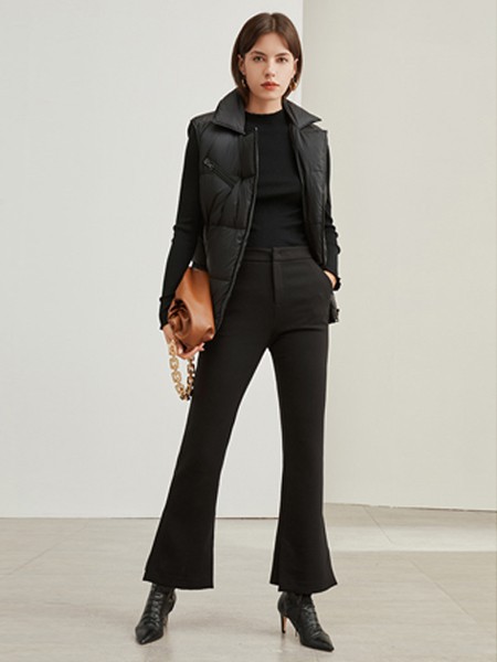 臻色调冬季选对了外套才能够成功的吸引住别人的眼球