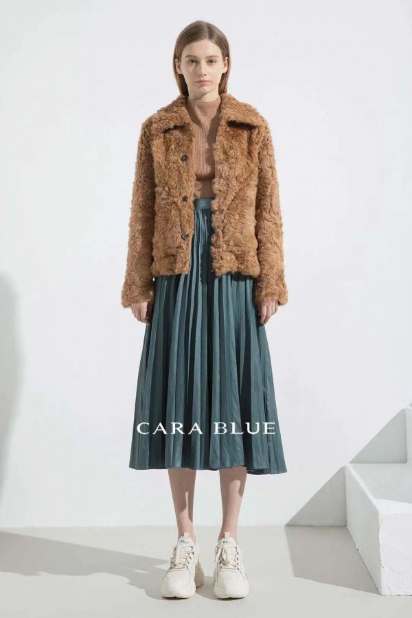 羊绒羊毛外套很暖吗 CARABLUE女装新款上市