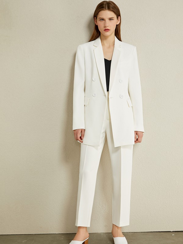 现在投资什么项目利润好?爱依莲女装四季热销