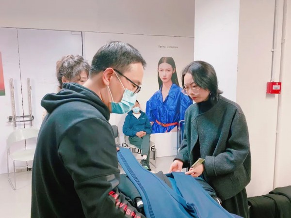 深圳时尚女装领军品牌专场对接会,旨在聚焦供需双方,助推产业共赢