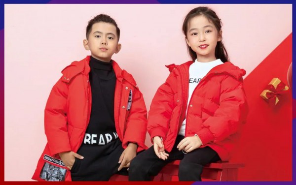 给孩子买什么衣服过年 孩子过年穿红色好看吗