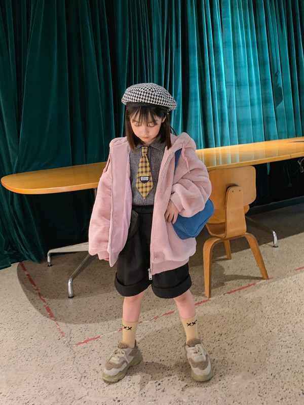 AoAoMao童装冬季新品 让宝贝时尚出街