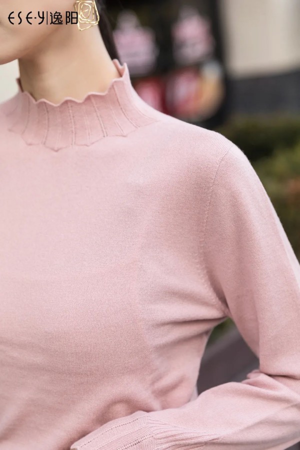 逸阳女装冬日新款 解锁新装新自我