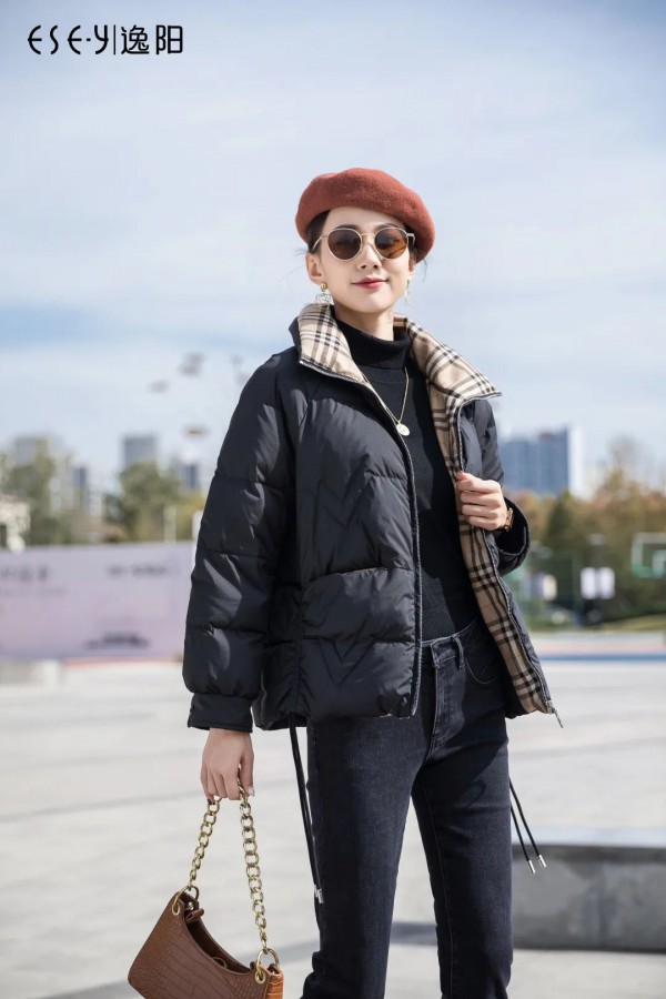 逸阳女装冬日新款 解锁新装新自我