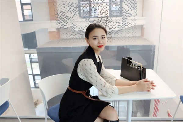 YERAD娅丽达2021春装新款上市 期待春阳和暖