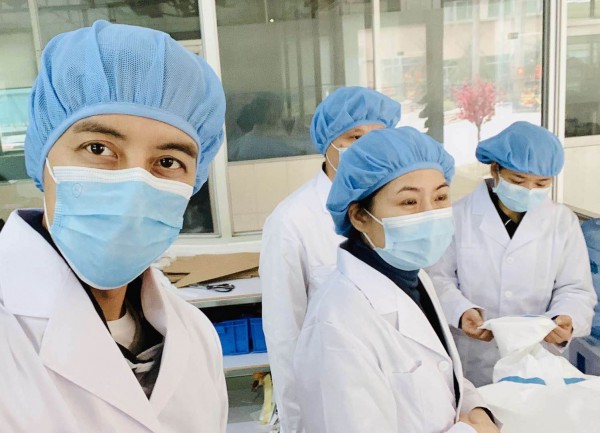 6天转生产线,日产2800件防护服!埃沃定制驰援武汉