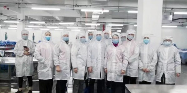 中国加油!雅莹集团以爱驰援