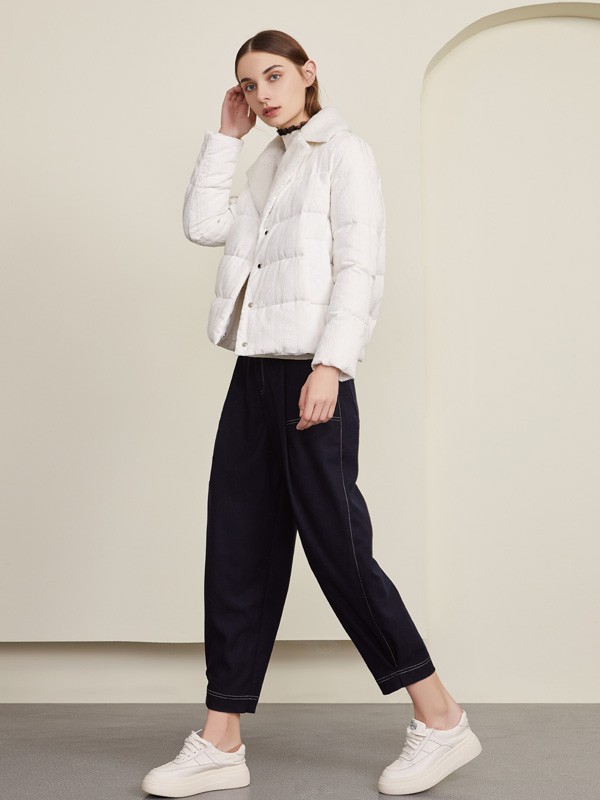 有哪些简约穿搭 极简风受不受欢迎