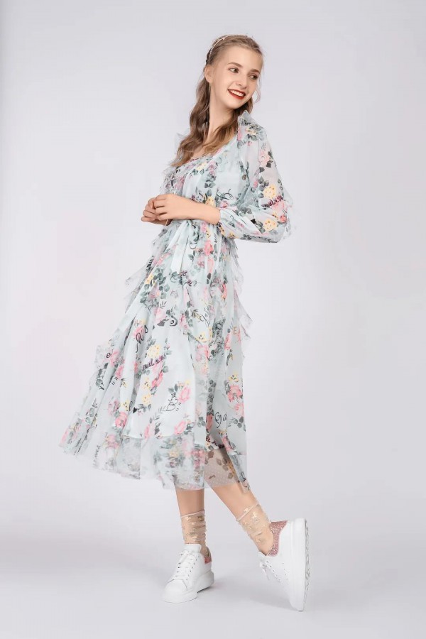 活力粉+薄荷蓝 INS女装邀您共享春日慢时光