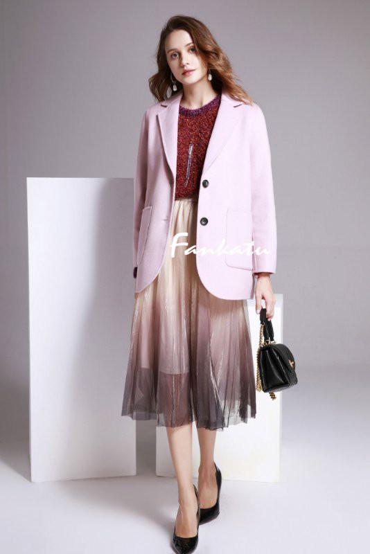 范卡图解锁新姿势 线上直播让消费者宅家也变美