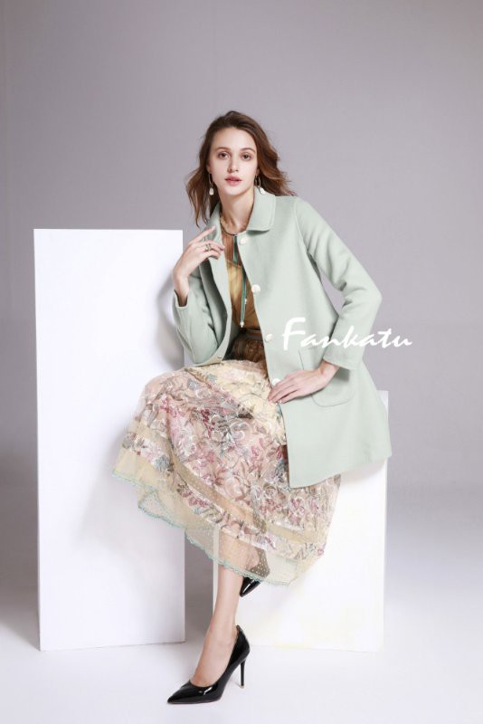 范卡图解锁新姿势 线上直播让消费者宅家也变美