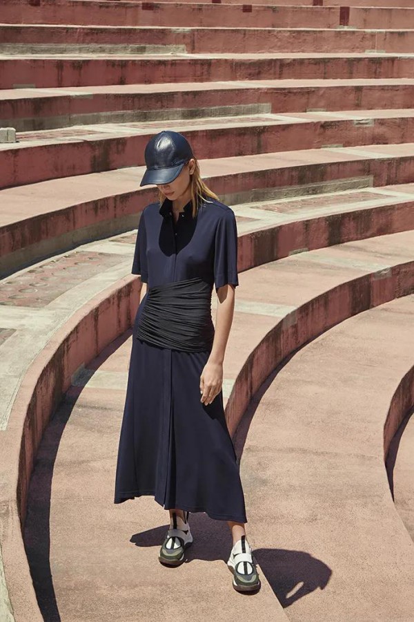 麦丝玛拉 - MaxMara