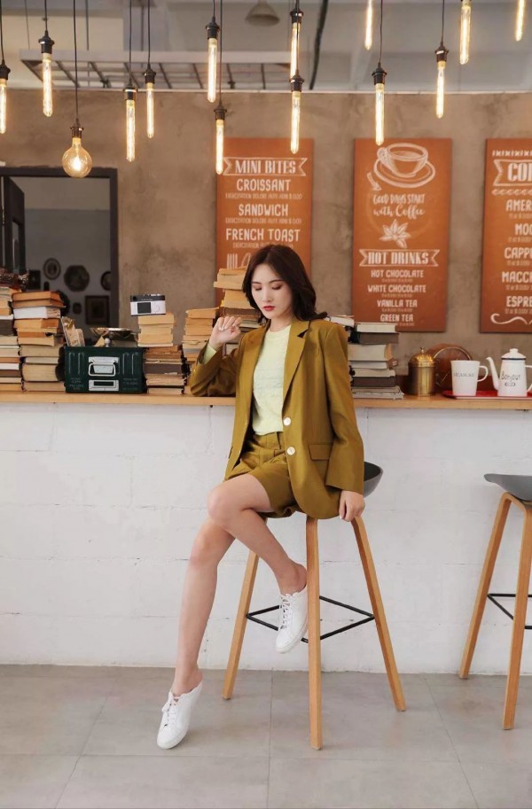 2020春天穿什么衣服好看 季候风新款给你穿搭灵感