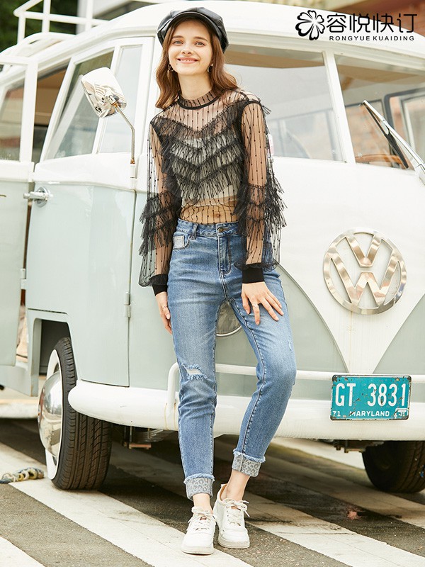 大爱无私,暖心呵护 容悦女装免费送口罩啦