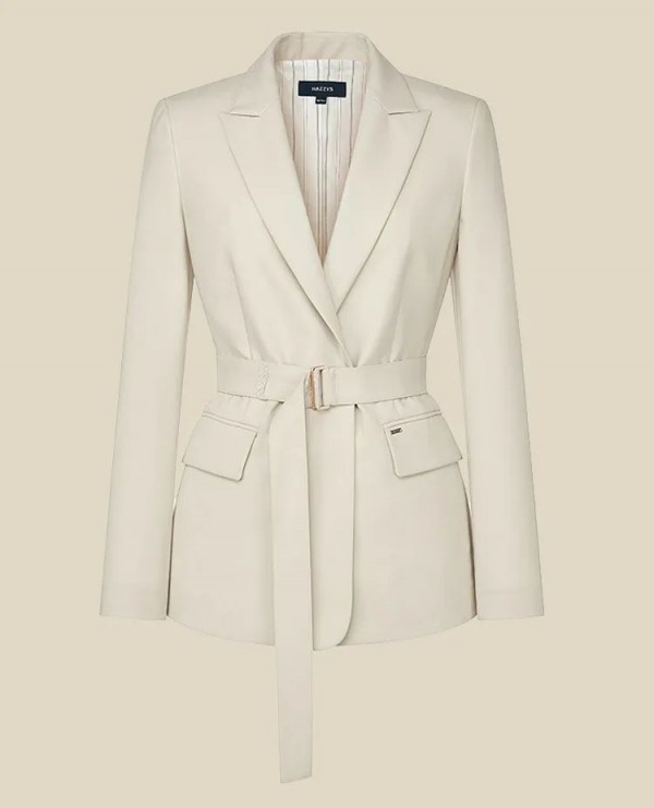 HAZZYS:女王节,总有一款是你身边的殿下