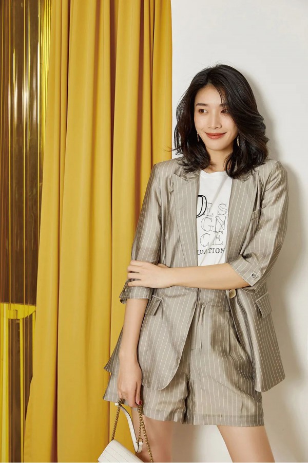 Real woman丨与荧幕女王一起,自信独立