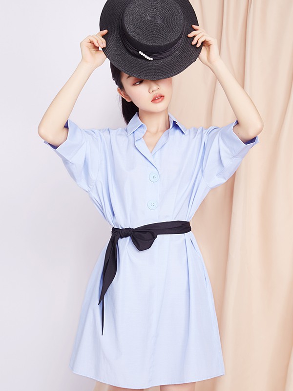 轻熟风的搭配有那些 峦左女装教你如何穿搭