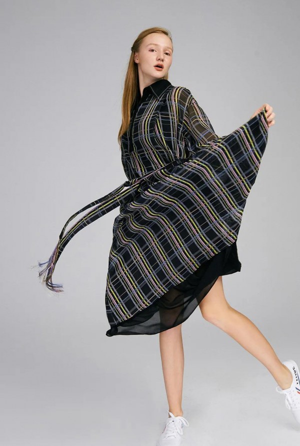 阿尤春上新 我们还能看到“新鲜”的布料吗