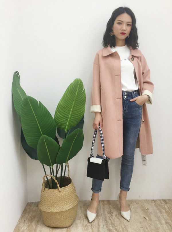 粉色外套怎么搭配 看JMSO撩人又治愈的的fen