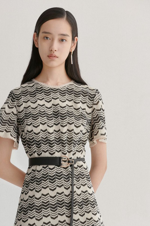 MIGAINO曼娅奴 充满艺术气息的春日衣橱