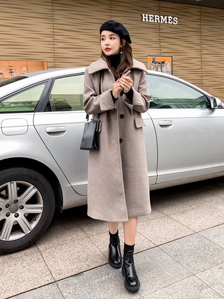 风衣气质搭配 芊伊朵为你体现什么叫做美