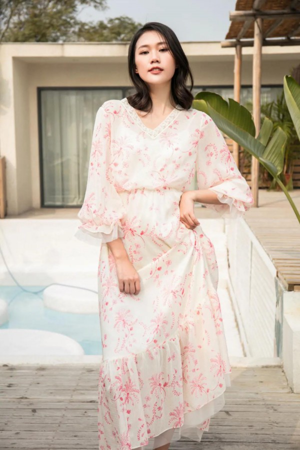 ANOTHER ONE待春暖花开 穿上最美的裙子去见你