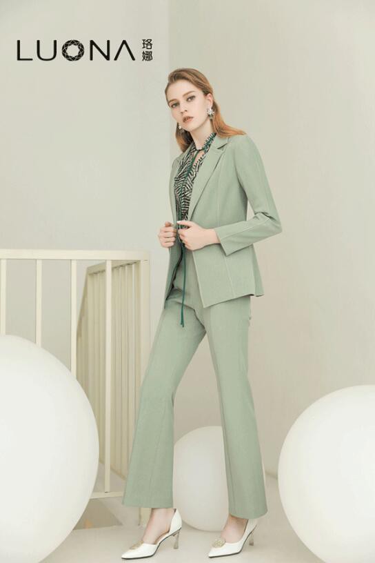 2020春夏流行色之薄荷绿怎么搭配好看