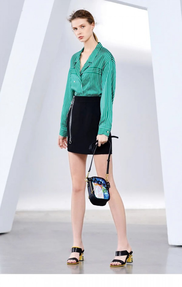 西瓜绿衣服怎么搭配 Larchy春季新品上市